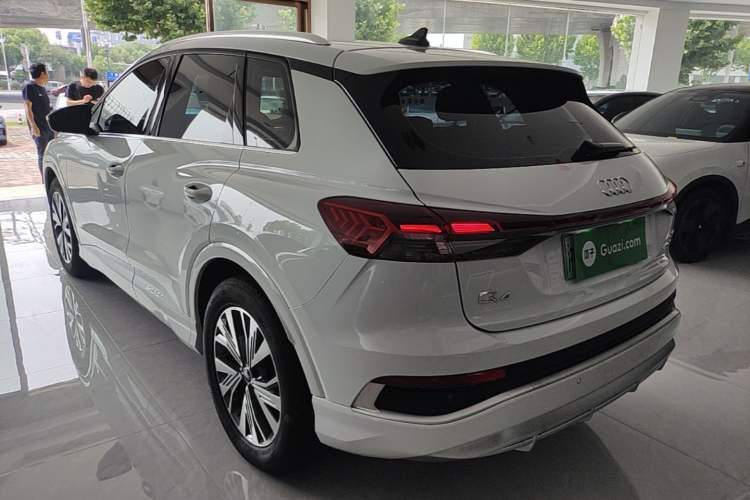 Used Audi Q4 e-tron 2023 40 e-tron Adventure Edition Rear Left 45 Deg