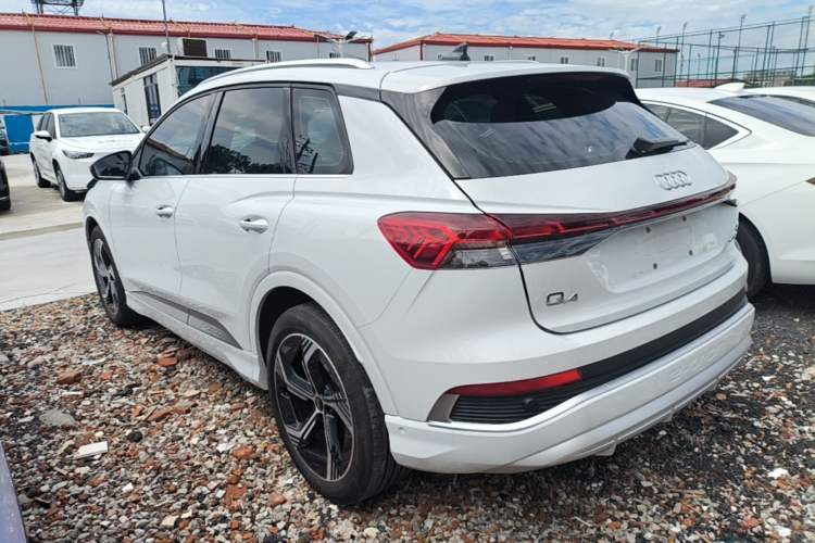 Used Audi Q4 e-tron 2023 40 e-tron Boundary Edition Rear Left 45 Deg