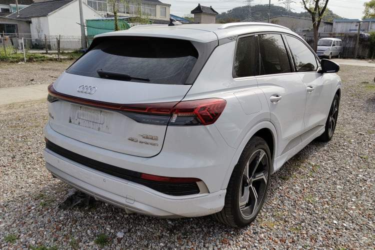 Used Audi Q4 e-tron 2023 40 e-tron Boundary Edition Rear Right 45 Deg