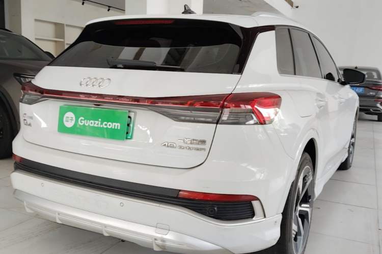 Used Audi Q4 e-tron 2023 40 e-tron Boundary Edition Rear Right 45 Deg
