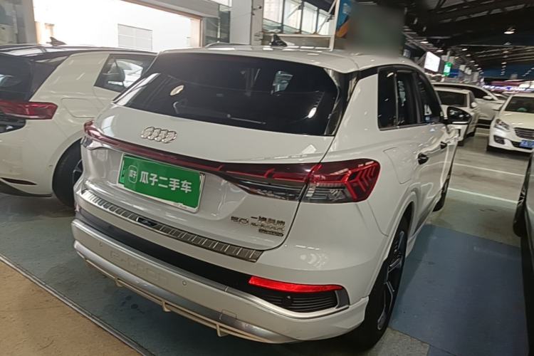 Used Audi Q4 e-tron 2023 50 e-tron quattro Visionary Edition Rear Right 45 Deg