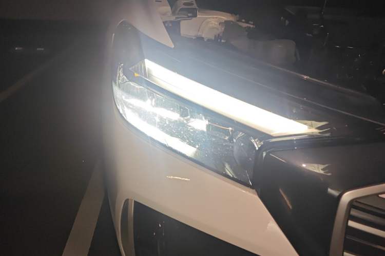 Used Audi Q4 e-tron 2023 50 e-tron quattro Visionary Edition Right Front Headlight