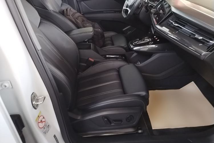 Used Audi Q4 e-tron 2023 40 e-tron Adventure Edition Right Front Seat
