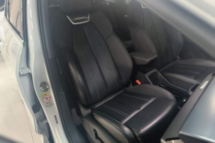 Used Audi Q4 e-tron 2023 40 e-tron Adventure Edition Right Front Seat