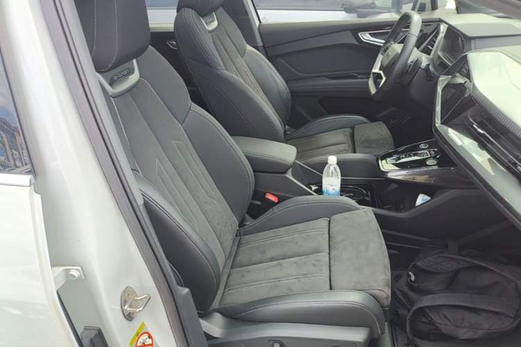 Used Audi Q4 e-tron 2023 40 e-tron Boundary Edition Right Front Seat