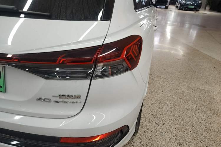 Used Audi Q4 e-tron 2023 40 e-tron Boundary Edition Right Rear Taillight