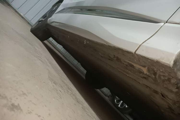 Used Audi Q4 e-tron 2023 40 e-tron Boundary Edition Right Side Sill