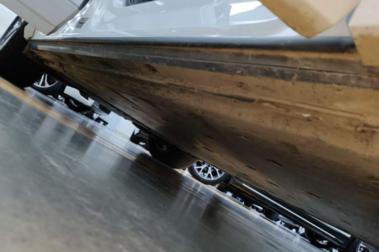 Used Audi Q4 e-tron 2023 40 e-tron Adventure Edition Right Side Sill