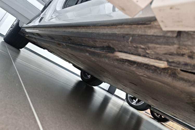 Used Audi Q4 e-tron 2023 40 e-tron Boundary Edition Right Side Sill