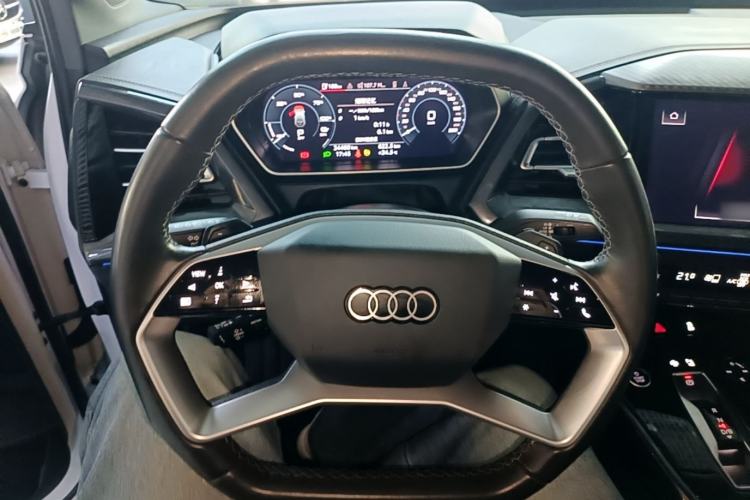 Used Audi Q4 e-tron 2023 40 e-tron Boundary Edition Steering Wheel