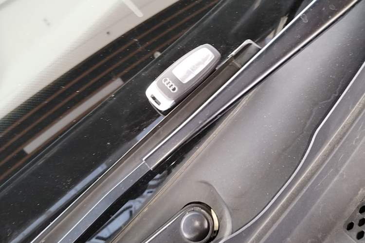 Used Audi Q4 e-tron 2023 40 e-tron Adventure Edition Vehicle Key