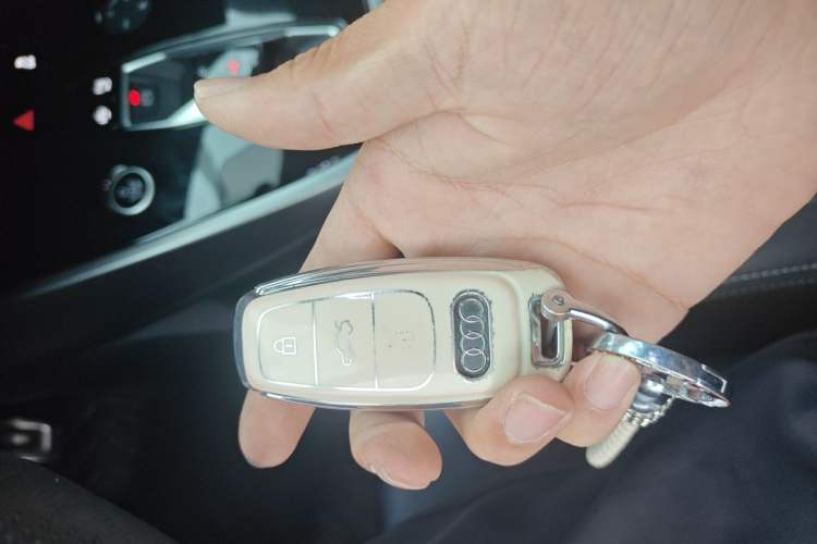 Used Audi Q4 e-tron 2023 40 e-tron Adventure Edition Vehicle Key