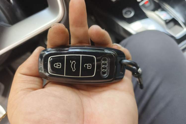 Used Audi Q4 e-tron 2023 40 e-tron Boundary Edition Vehicle Key