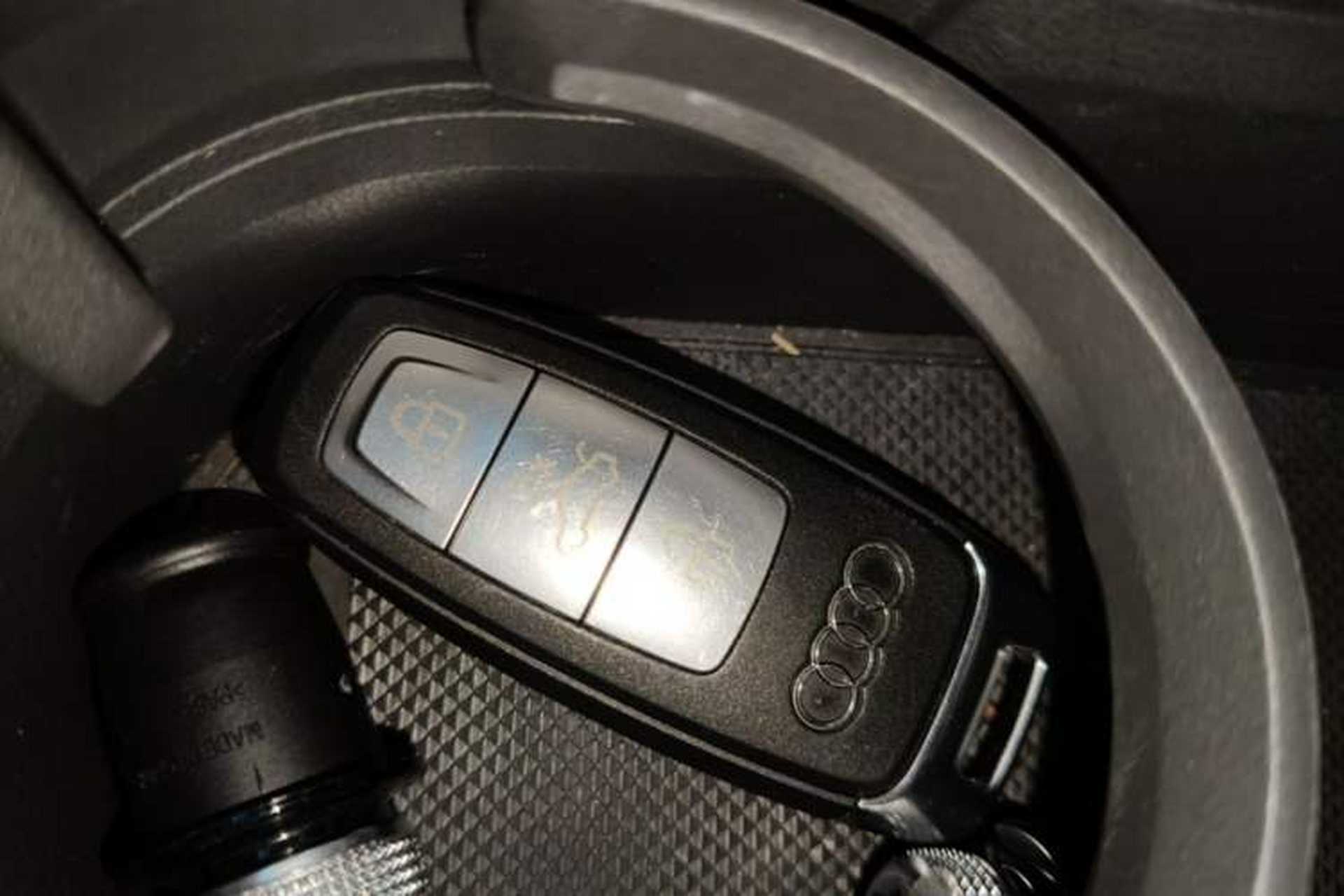 Used Audi Q4 e-tron 2023 40 e-tron Adventure Edition Vehicle Key