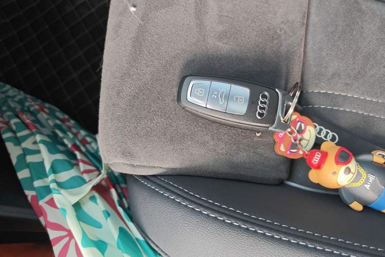 Used Audi Q4 e-tron 2023 40 e-tron Boundary Edition Vehicle Key