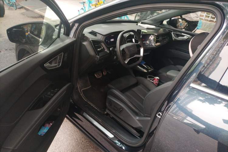 Used Audi Q4 e-tron 2024 40 e-tron Boundary Edition Driver Seat