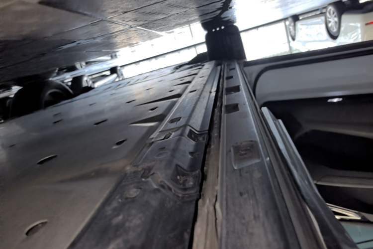 Used Audi Q4 e-tron 2024 40 e-tron Boundary Edition Left Side Sill