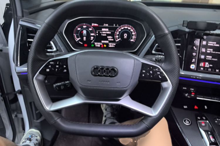 Used Audi Q4 e-tron 2024 40 e-tron Boundary Edition Steering Wheel