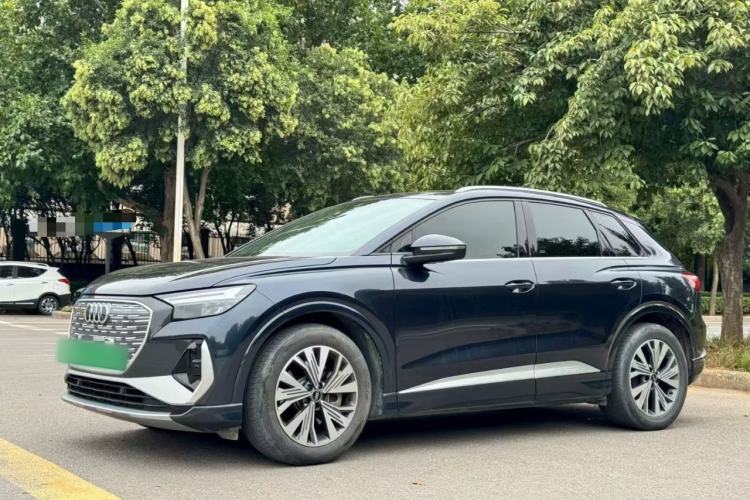 Audi Q4 e-tron 2024 40 e-tron Adventure Edition