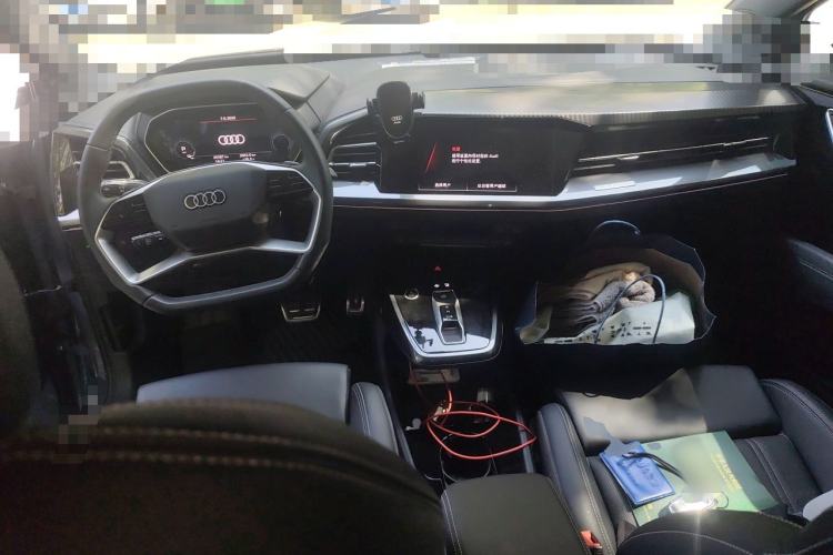 Used Audi Q4 e-tron 2024 40 e-tron Boundary Edition Center Console