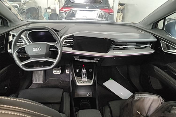 Used Audi Q4 e-tron 2024 40 e-tron Adventure Edition Center Console