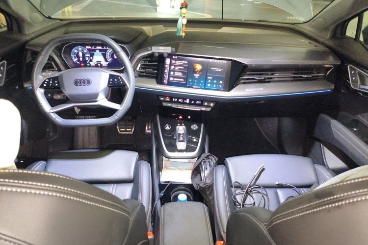 Used Audi Q4 e-tron 2024 40 e-tron Adventure Edition Center Console