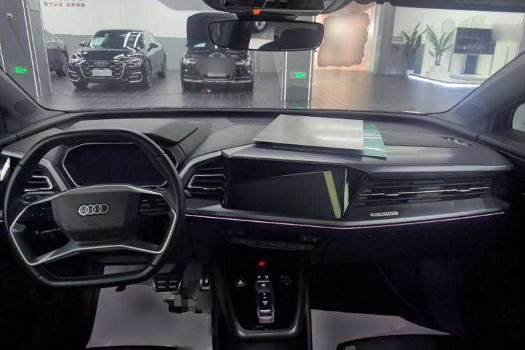 Used Audi Q4 e-tron 2024 40 e-tron Adventure Edition Center Console