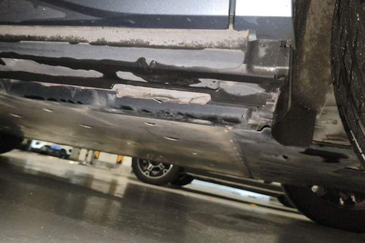 Used Audi Q4 e-tron 2024 40 e-tron Adventure Edition Chassis Rear Left