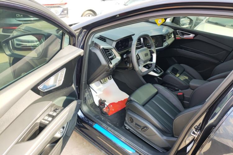 Used Audi Q4 e-tron 2024 40 e-tron Adventure Edition Driver Seat