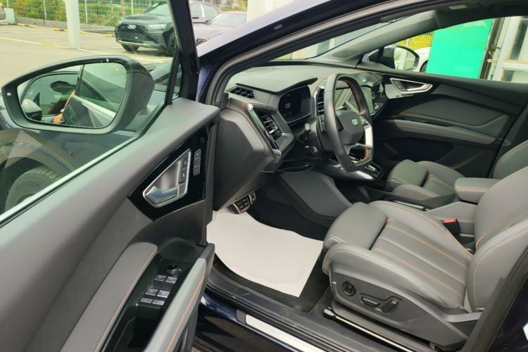 Used Audi Q4 e-tron 2024 40 e-tron Boundary Edition Driver Seat