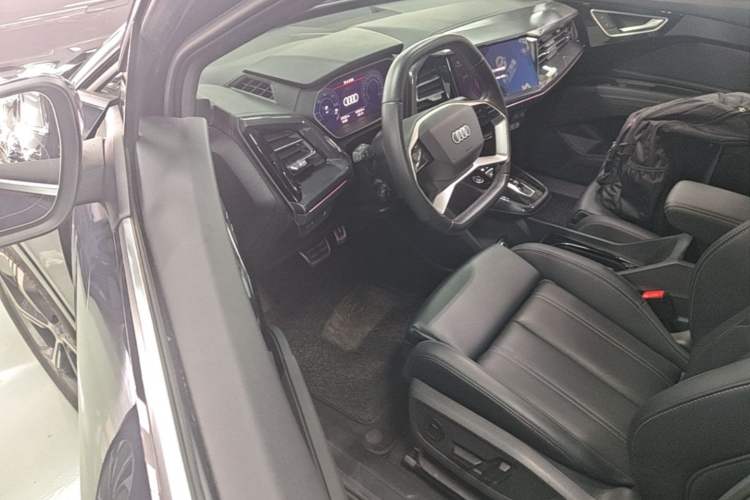 Used Audi Q4 e-tron 2024 40 e-tron Boundary Edition Driver Seat