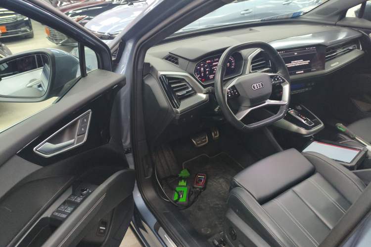Used Audi Q4 e-tron 2024 40 e-tron Adventure Edition Driver Seat