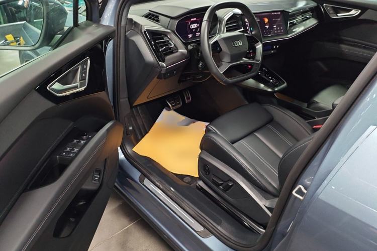 Used Audi Q4 e-tron 2024 40 e-tron Adventure Edition Driver Seat