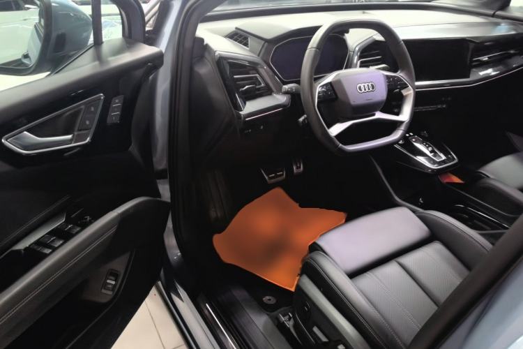 Used Audi Q4 e-tron 2024 40 e-tron Boundary Edition Driver Seat