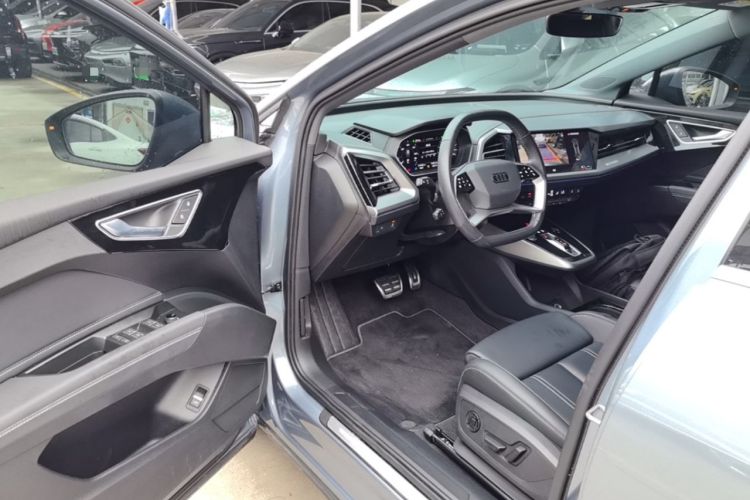 Used Audi Q4 e-tron 2024 40 e-tron Adventure Edition Driver Seat