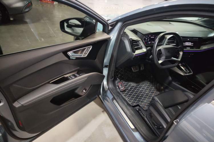 Used Audi Q4 e-tron 2024 40 e-tron Adventure Edition Driver Seat