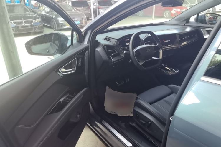 Used Audi Q4 e-tron 2024 40 e-tron Boundary Edition Driver Seat