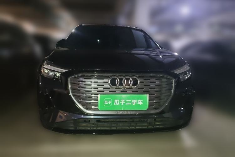 Used Audi Q4 e-tron 2024 40 e-tron Boundary Edition in Midnight Blue Exterior 1