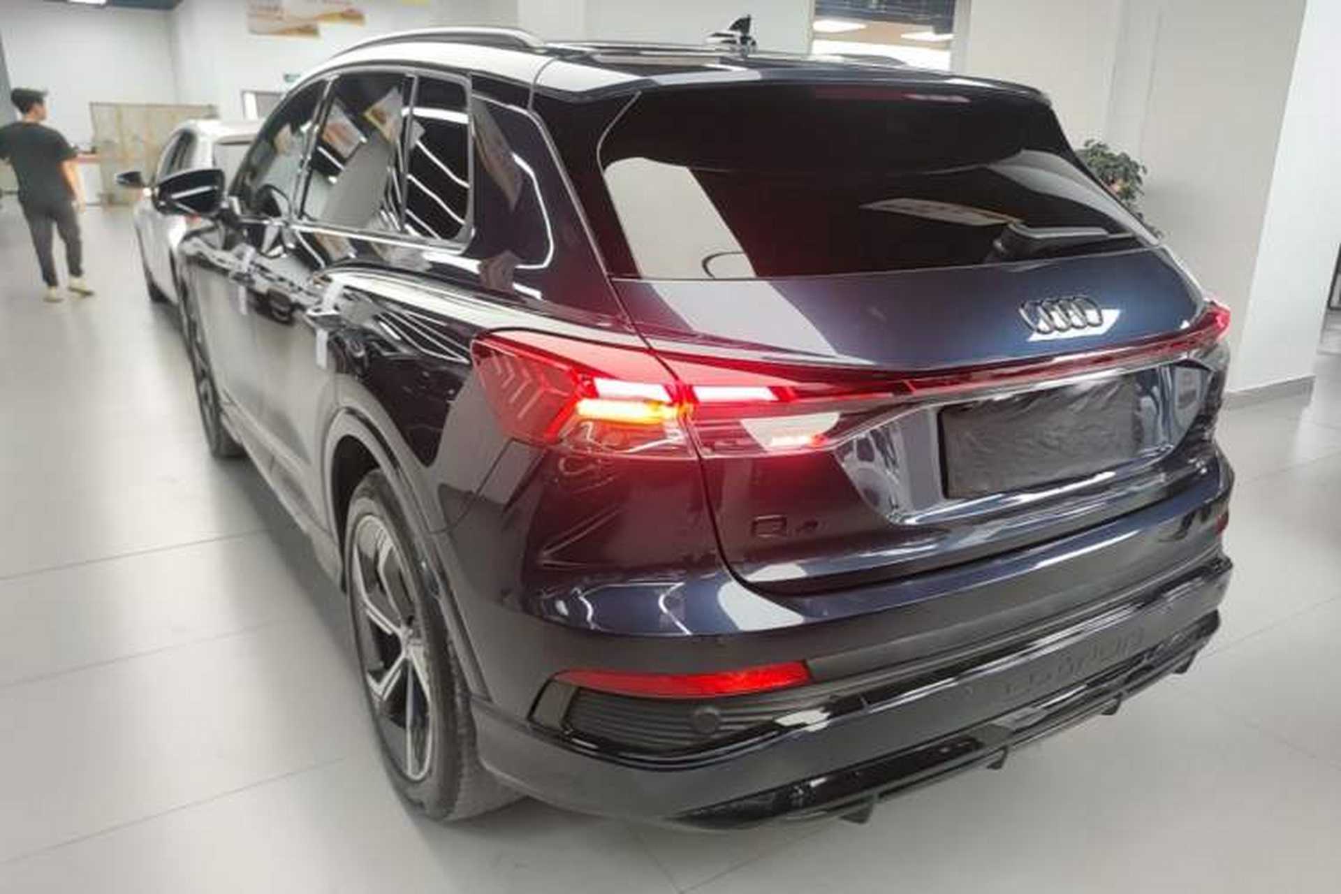 Used Audi Q4 e-tron 2024 50 e-tron quattro Creation Edition Midnight Exterior 2