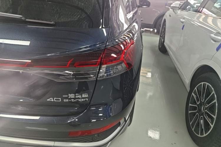 Used Audi Q4 e-tron 2024 40 e-tron Boundary Edition Exterior 3
