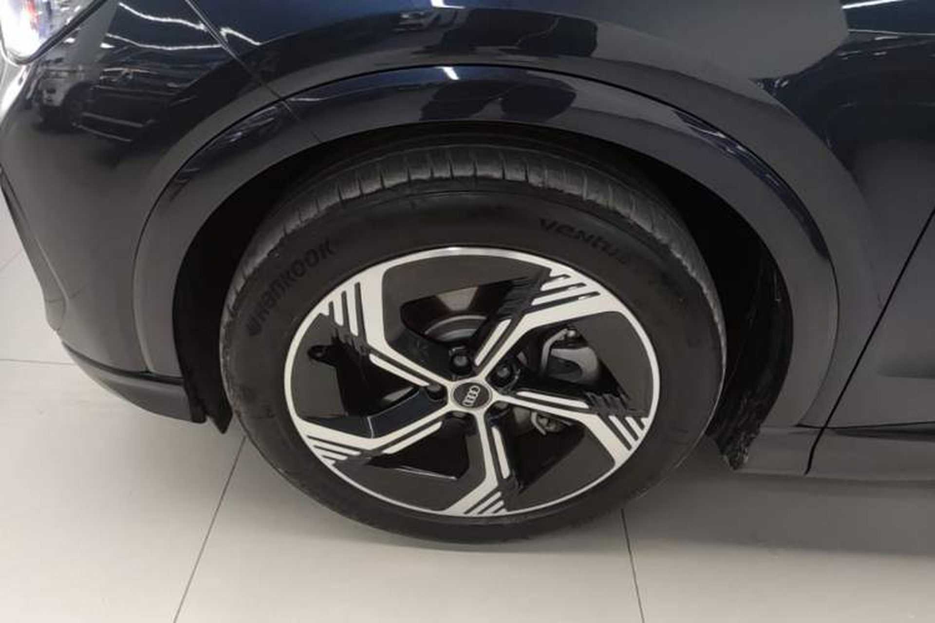 Used Audi Q4 e-tron 2024 50 e-tron quattro Creation Edition Midnight Exterior 4