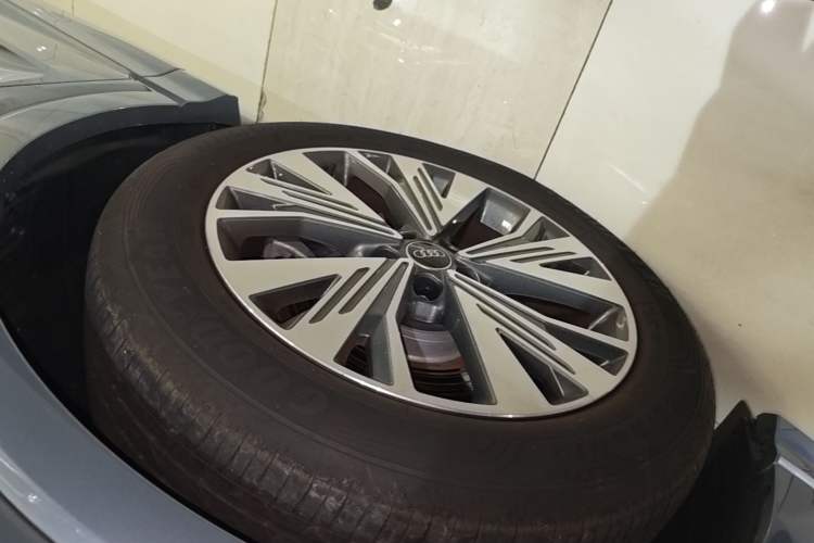 Used Audi Q4 e-tron 2024 40 e-tron Adventure Edition Exterior 4