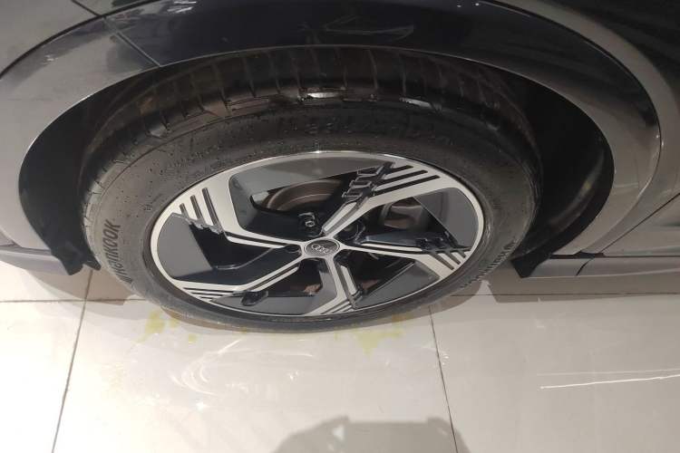 Used Audi Q4 e-tron 2024 40 e-tron Boundary Edition Exterior 4