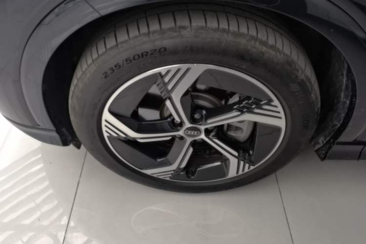 Used Audi Q4 e-tron 2024 40 e-tron Boundary Edition Exterior 4