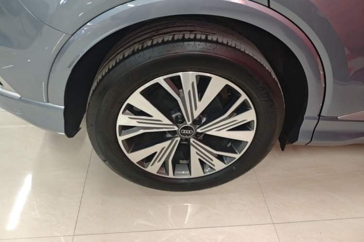 Used Audi Q4 e-tron 2024 40 e-tron Adventure Edition Exterior 5