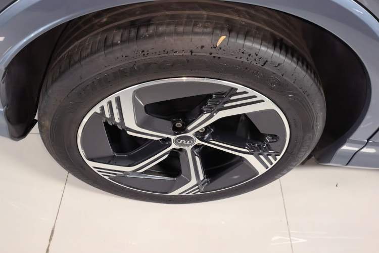Used Audi Q4 e-tron 2024 40 e-tron Boundary Edition Exterior 5
