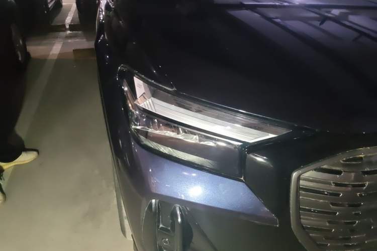 Used Audi Q4 e-tron 2024 40 e-tron Boundary Edition in Midnight Blue Exterior 6