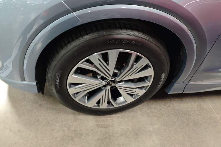Used Audi Q4 e-tron 2024 40 e-tron Adventure Edition Exterior 7