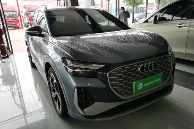 Used Audi Q4 e-tron 2024 40 e-tron Boundary Edition Front Right 45 Deg