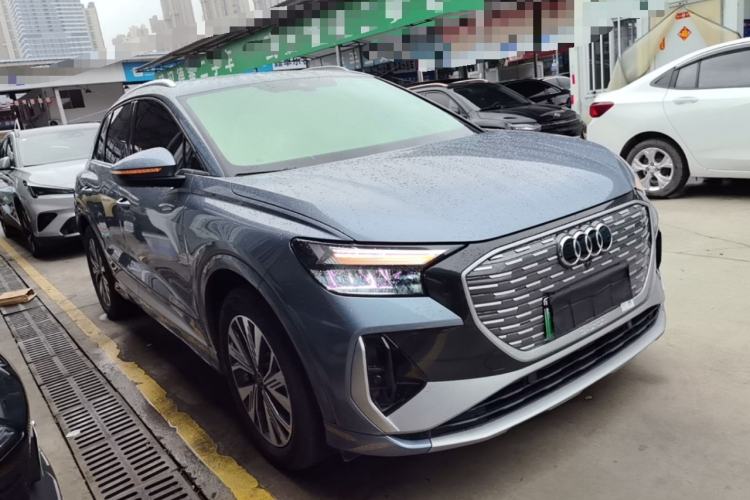 Used Audi Q4 e-tron 2024 40 e-tron Adventure Edition Front Right 45 Deg